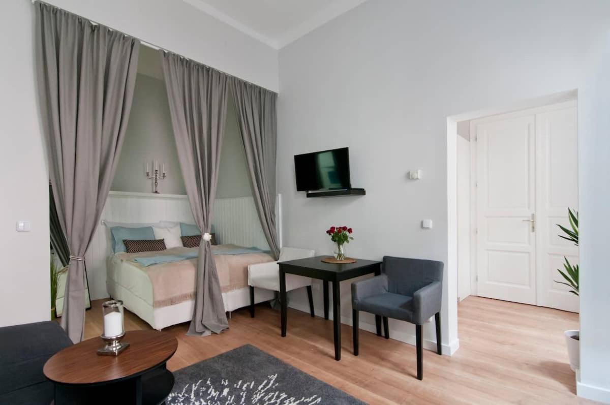 ⍟Luxurious And Bright⍟ 5 Min Walk To City Center Vienna Exterior photo