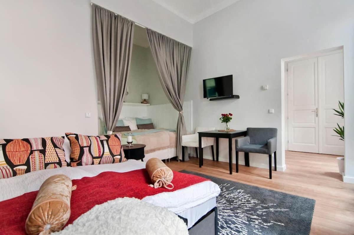 ⍟Luxurious And Bright⍟ 5 Min Walk To City Center Vienna Exterior photo